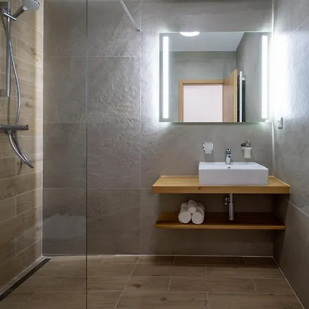 Berg Liptov 4* Pavčina Lehota