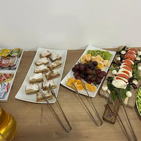 Pensjonat Berg Liptov Pavčina Lehota